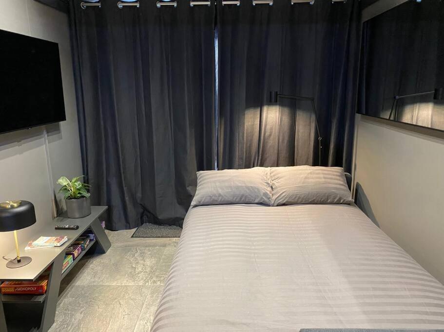 Seascape - Floating Home At Brighton Marina With Free Parking 外观 照片